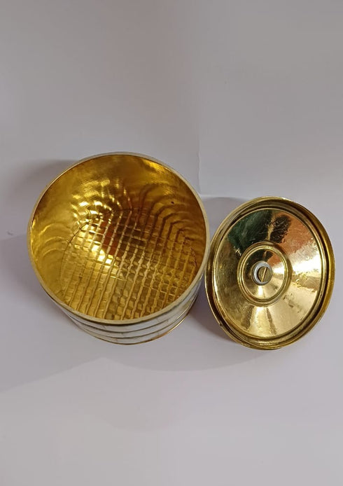Brass Jwellery Box With Seep Work Miniature 0.1Kg